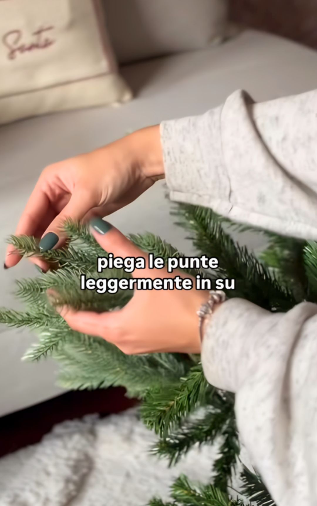 Come rendere l'albero di Natale più folte grazie a questi tre passaggi